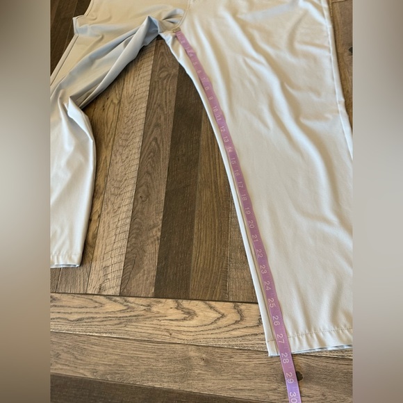 TRAVIS MATTHEWS Pants Light Gray Flat Front Golf Slacks Mens Size 38 x 28 - Picture 9 of 9